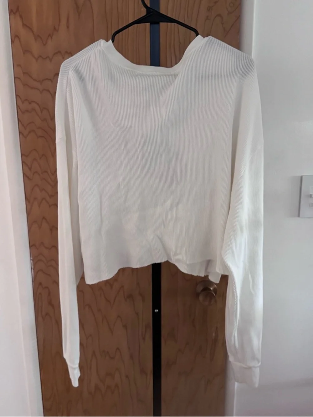 Brandy Melville white Ribbed crop Top Newport